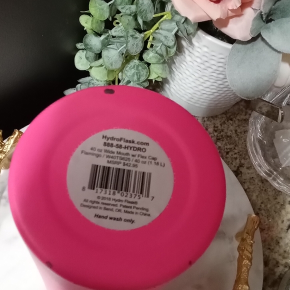 Hydro flask - Picture 4 of 8